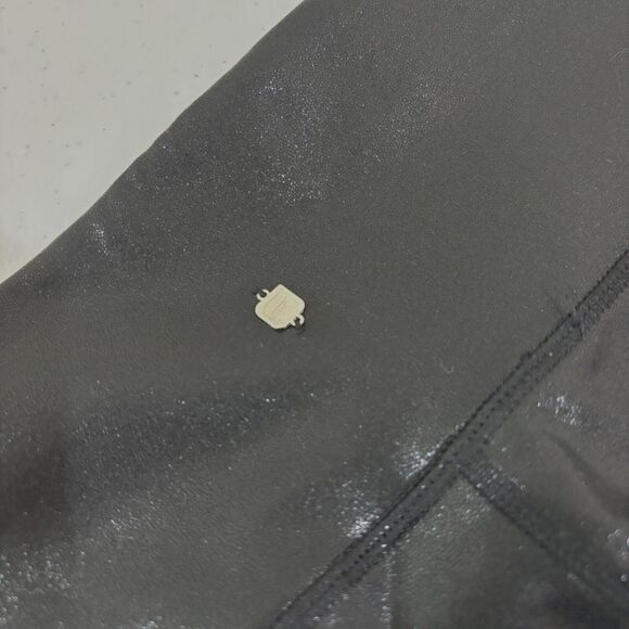 Fabletics Black Vegan Leather Leggings Pants XL Patent Pull On Capsule Wardrobe - Picture 3 of 7